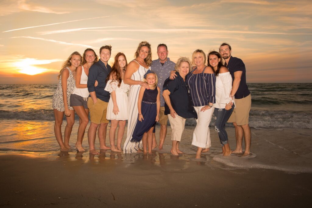 big family photoshoot on the beach